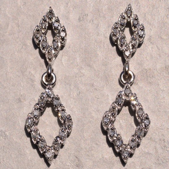 White Gold Diamond Dangler Earrings